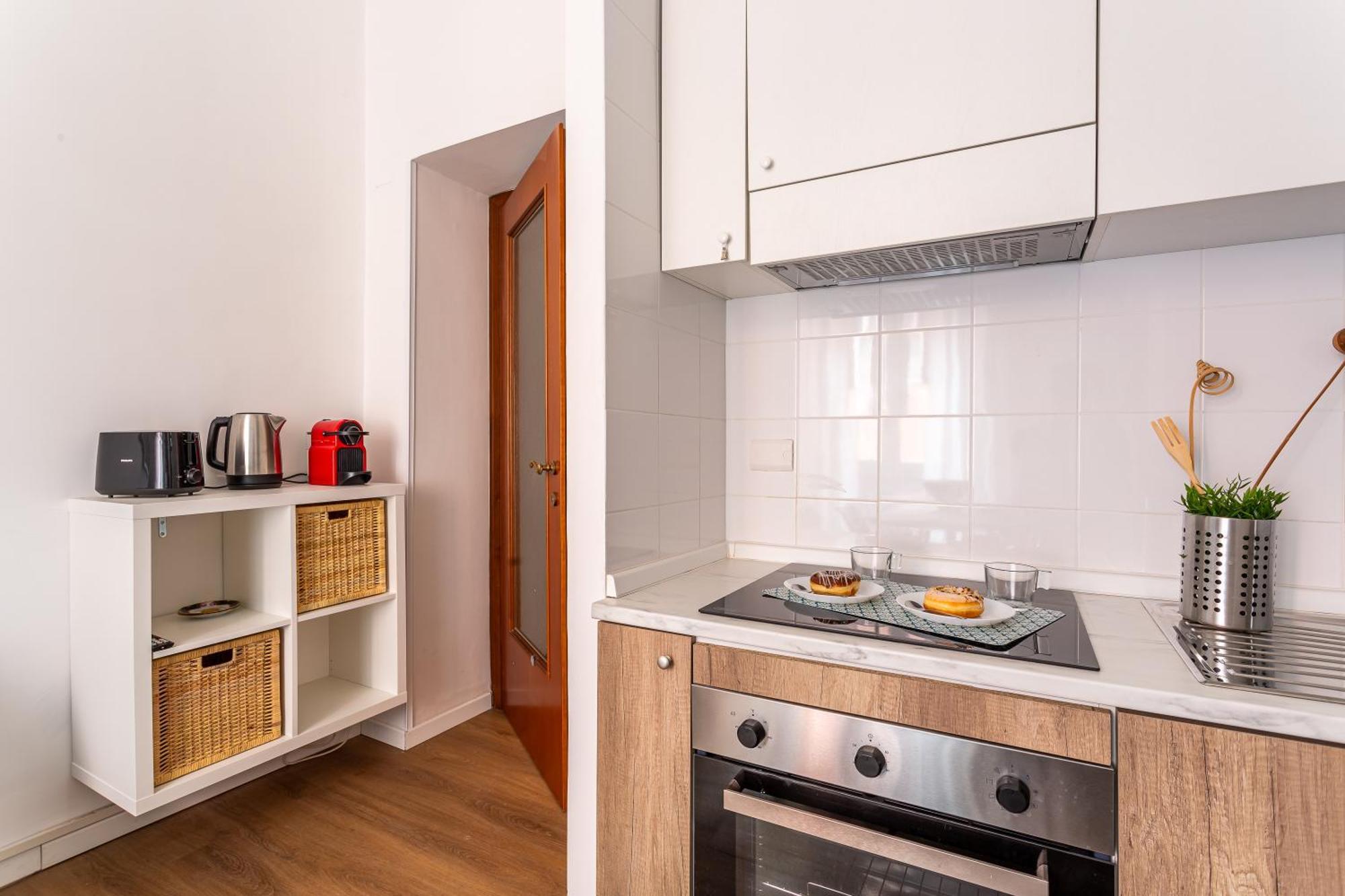 Iflat Colosseum's Brand New & Cozy Nest Apartment